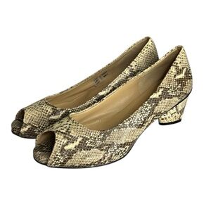 Brunate Italian Peep Toe Pump Heel Snake print Leather Cream Black Shoes 36.5